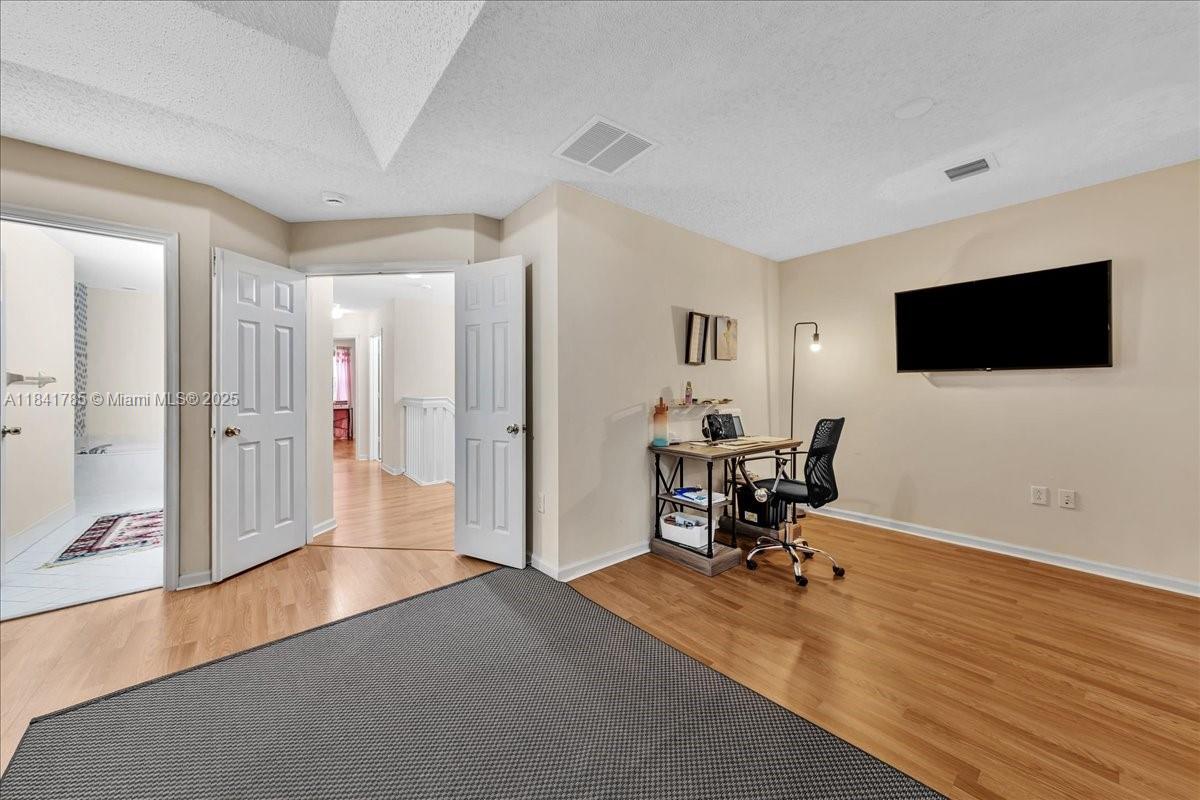 RIVIERA ISLES IV - Residential