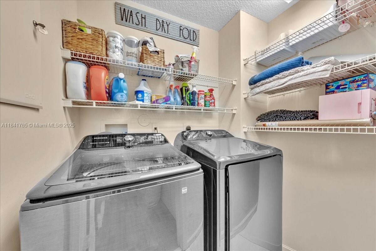 RIVIERA ISLES IV - Residential