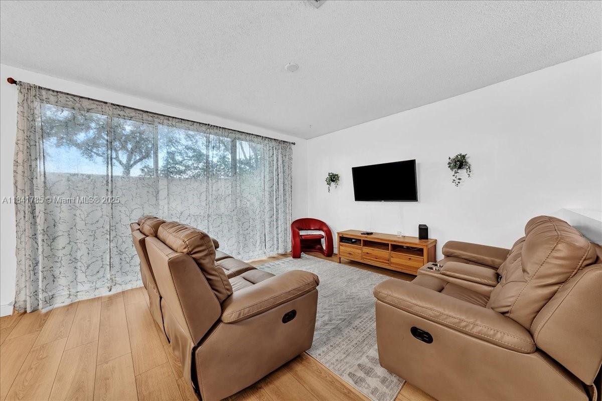 RIVIERA ISLES IV - Residential