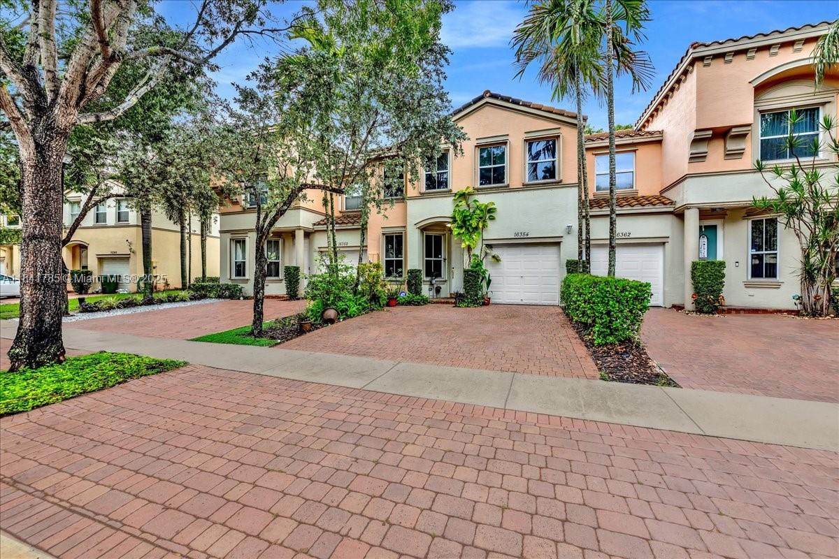 RIVIERA ISLES IV - Residential