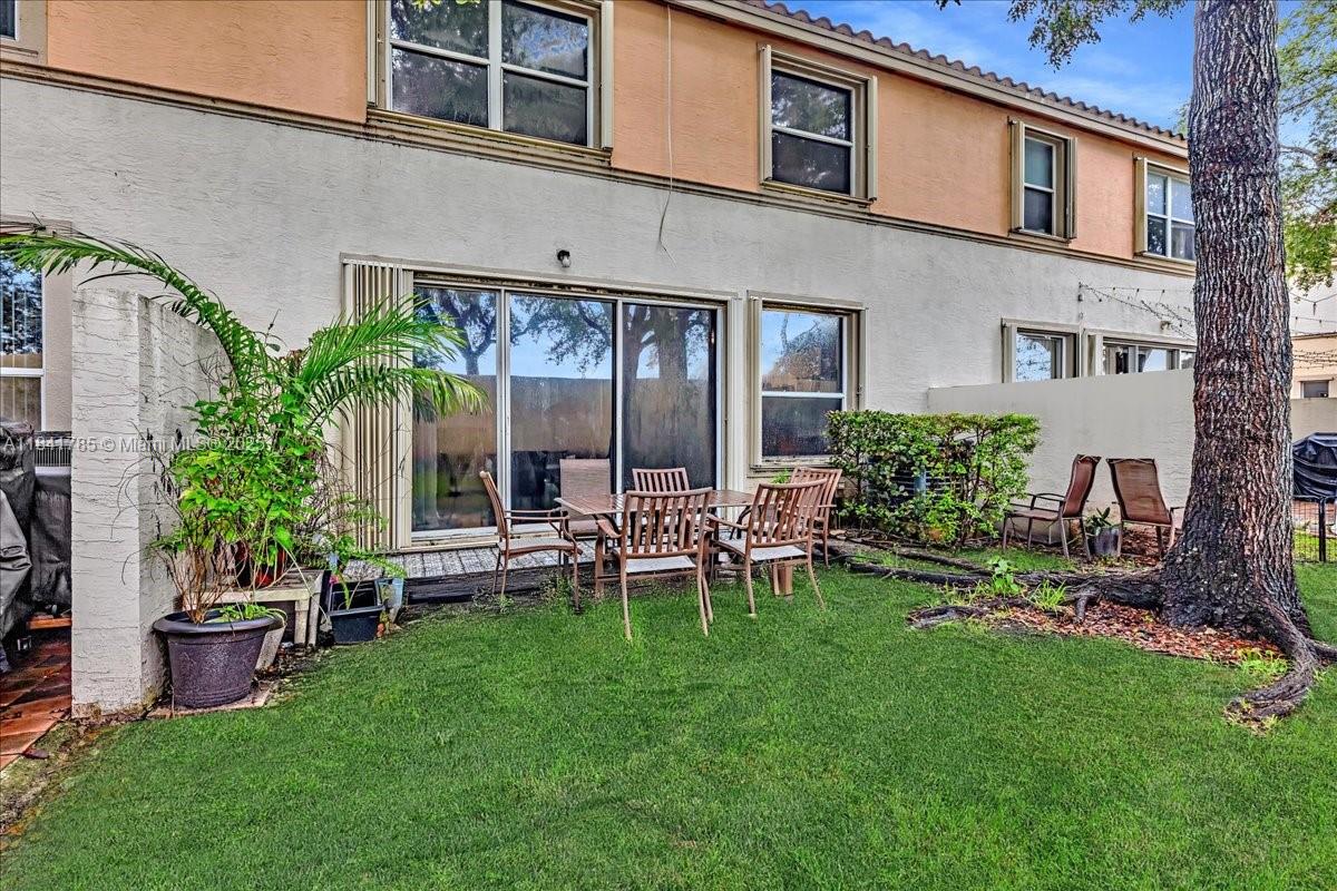 RIVIERA ISLES IV - Residential