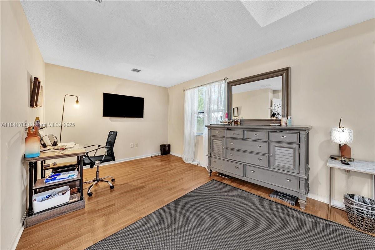 RIVIERA ISLES IV - Residential