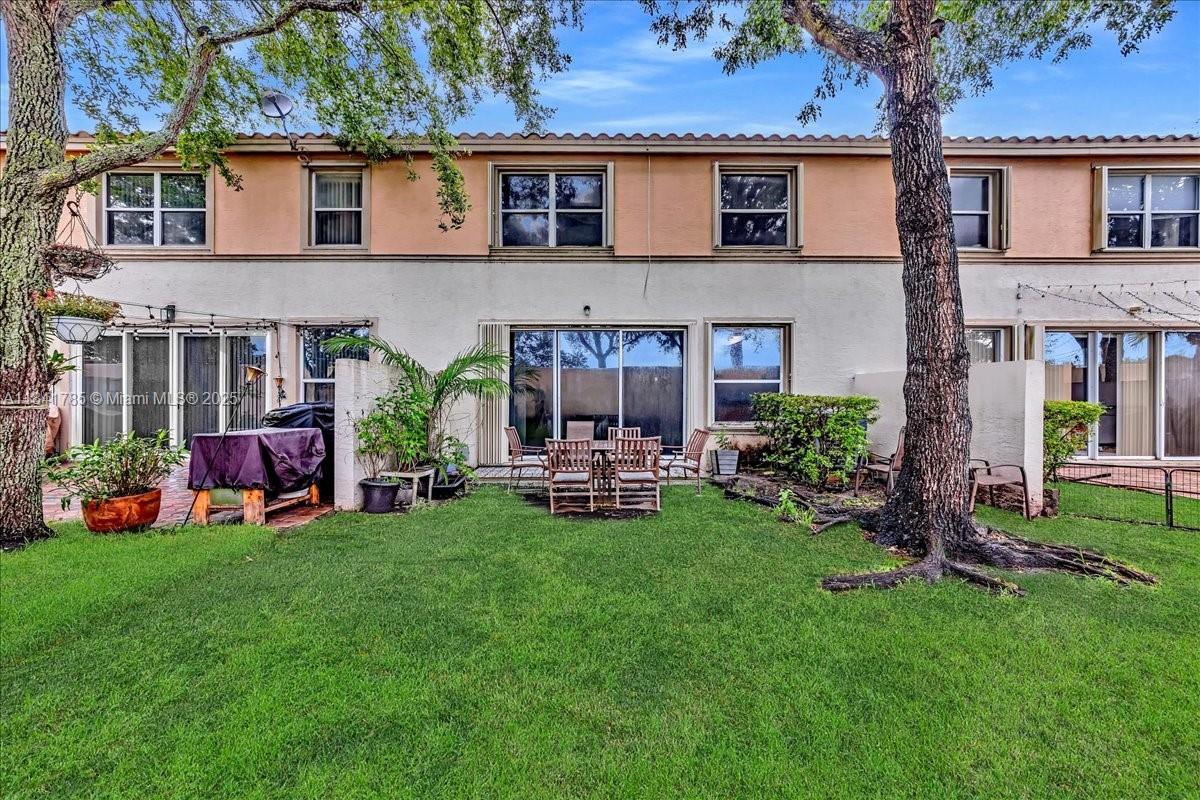 RIVIERA ISLES IV - Residential