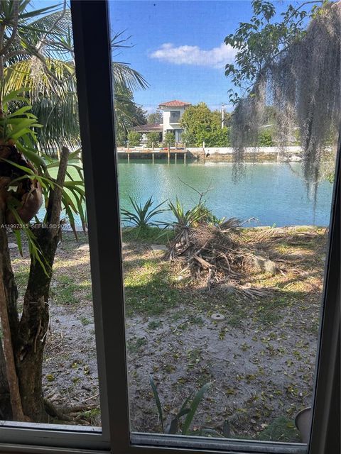 1785 Calais Dr 7 Miami Beach FL 33141