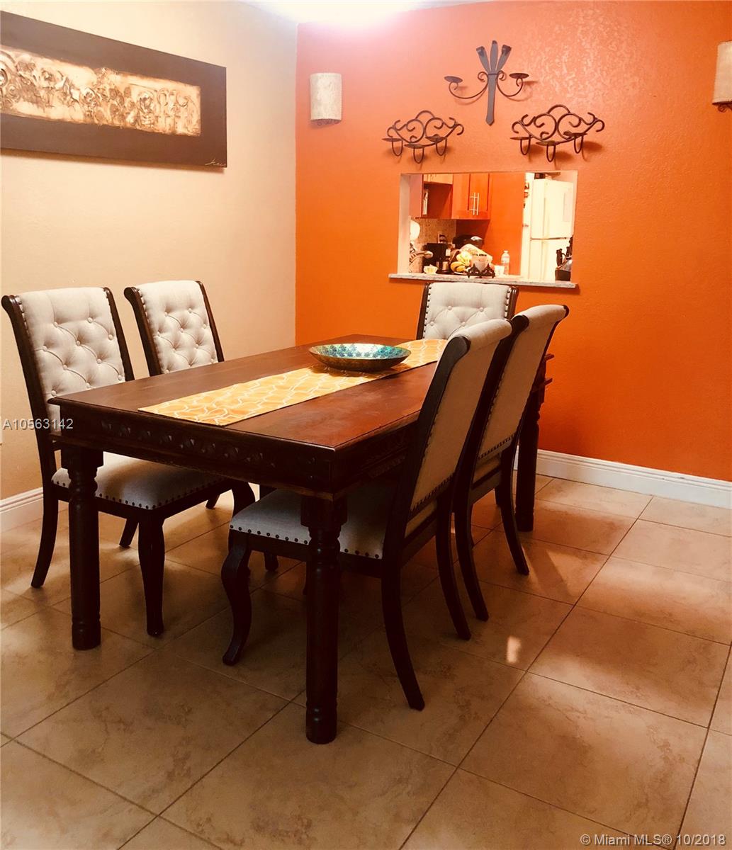 Beautiful unit just across Miami Dade College , nice and quiet complex featuring pool, tennis courts, BBQ area, etc etc. Near Turnpike and 874. Title and parquet floor throughout, remodeled baths and kitchen. Walking closets , huge balcony and storage room. No pets. 
First, and 2 months deposit.