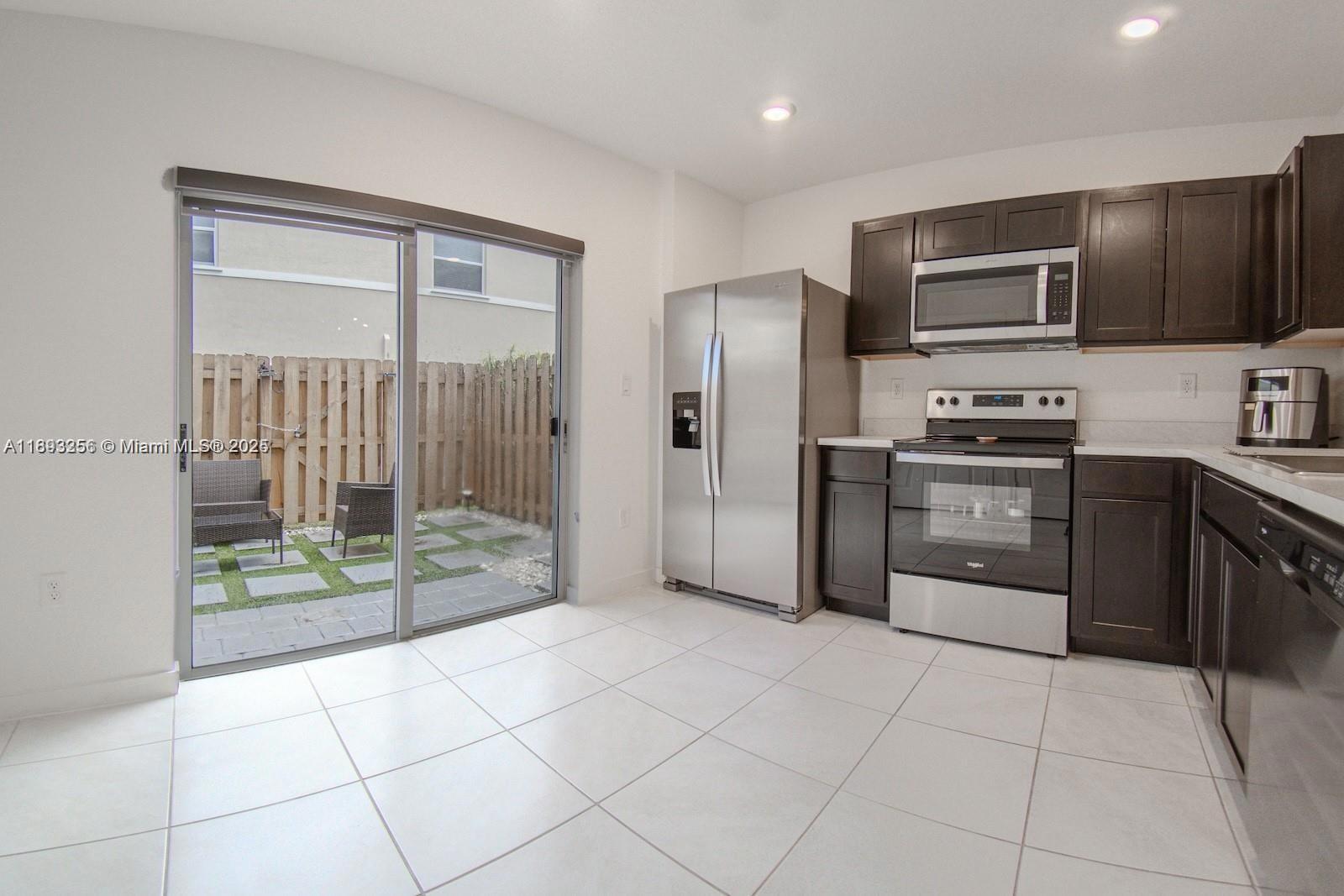 FVP SUBDIVISION - Residential Lease