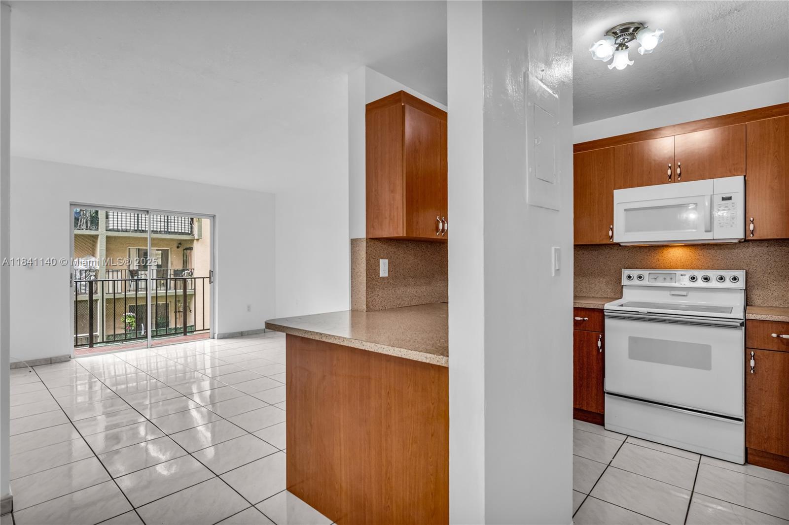325 NW 72nd Ave 203