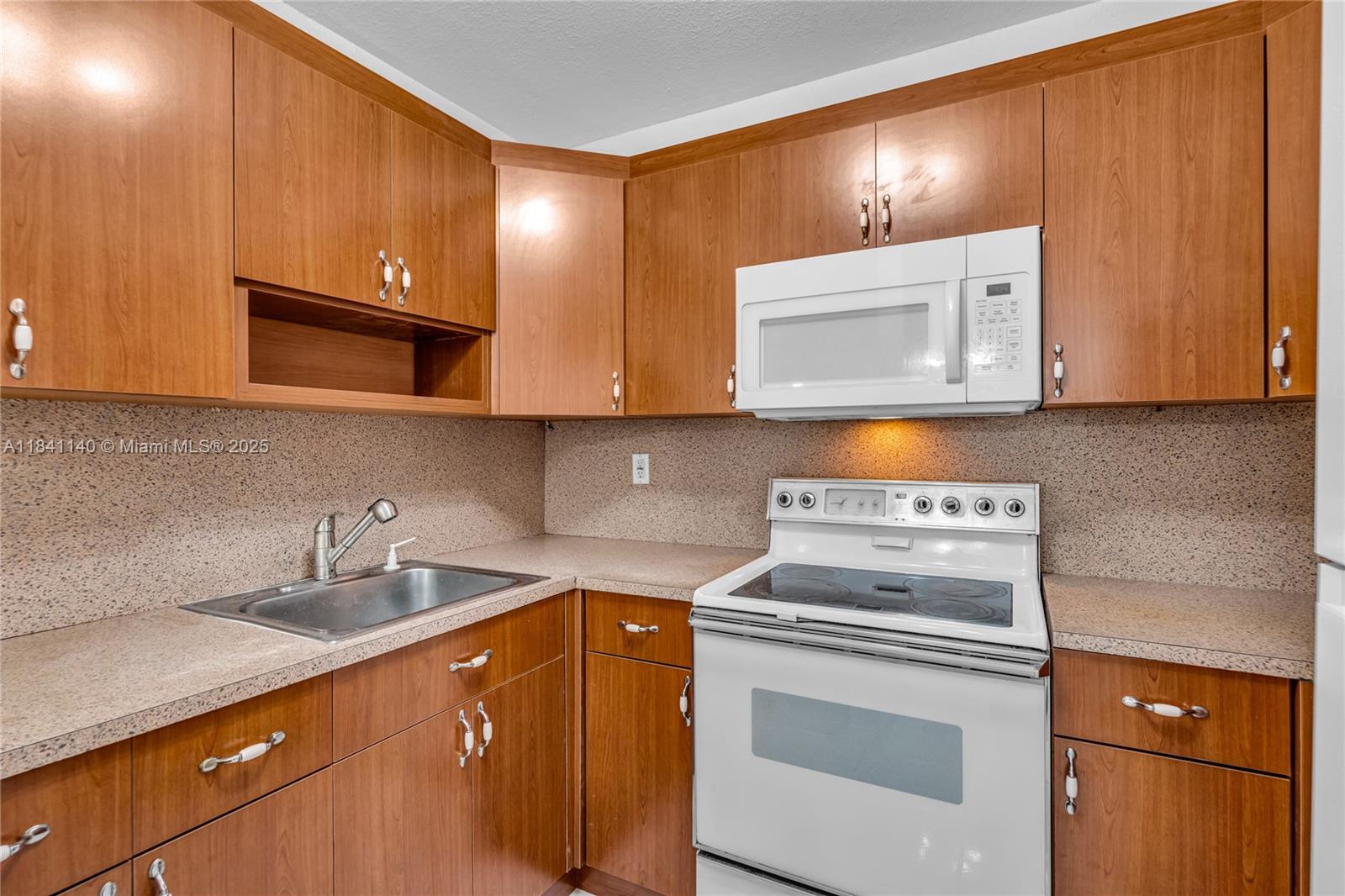 325 NW 72nd Ave 203