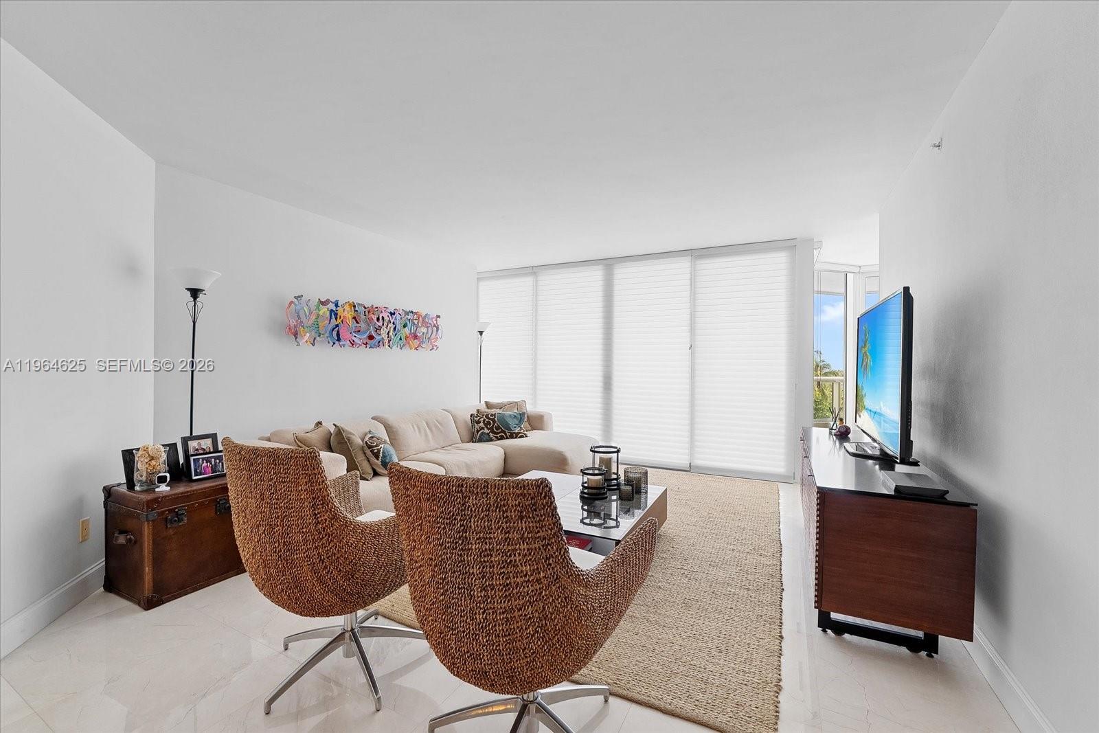 SOUTH TOWER AT THE POINT - Residential