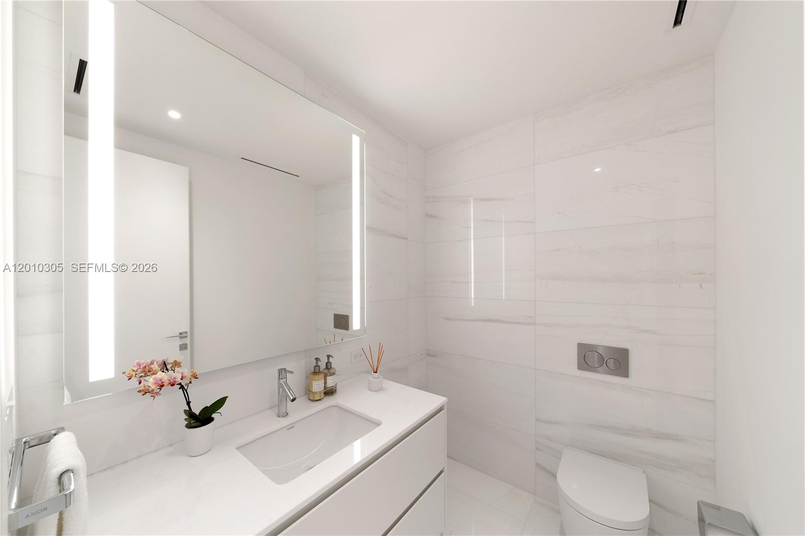 Aston Martin Residences - Residential