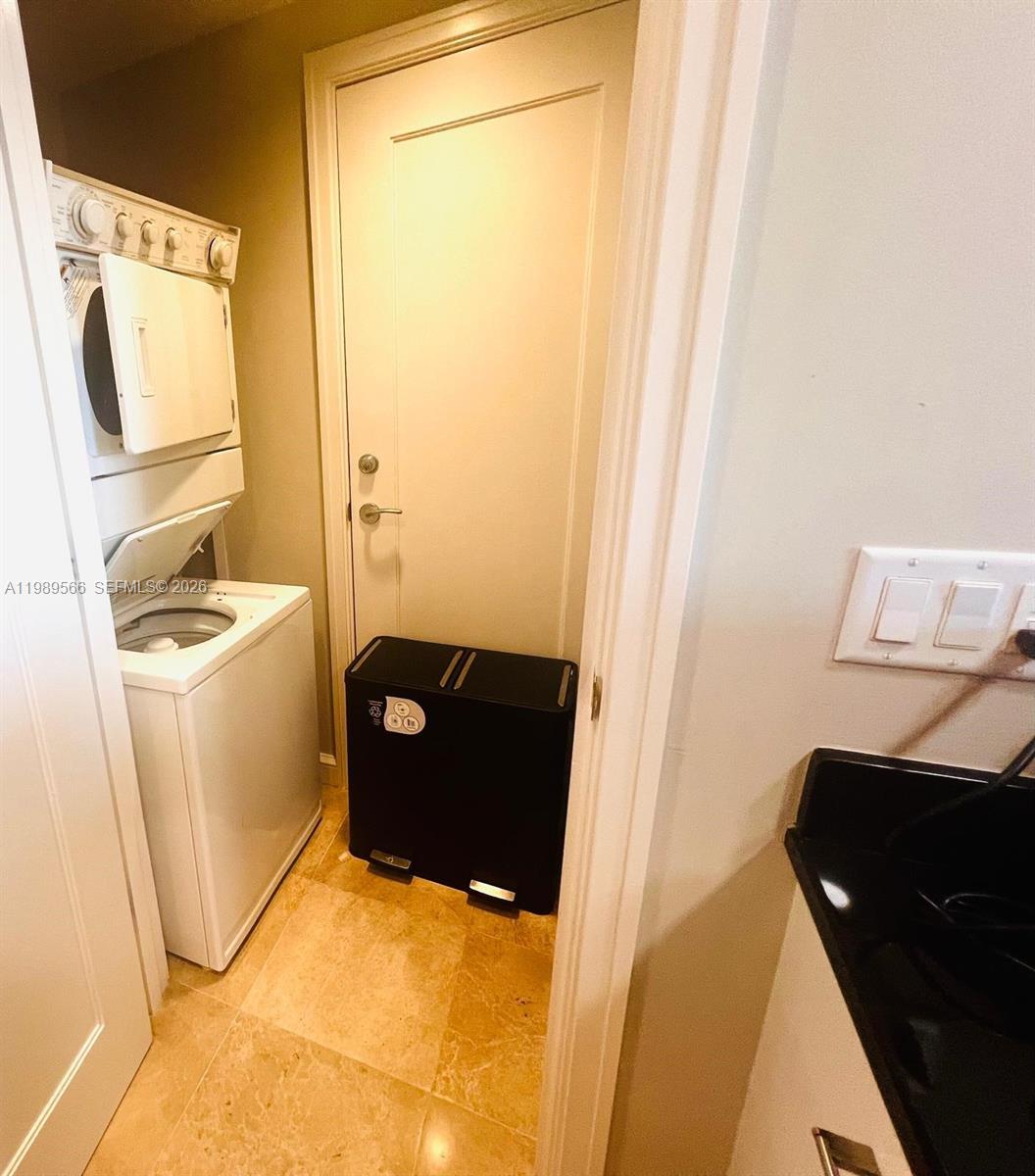 RESORT AT SINGER ISLAND H - Residential