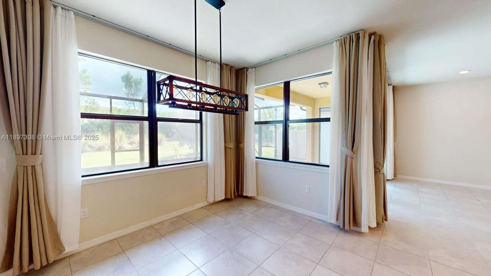 FIELDS AT GULFSTREAM POLO - Residential Lease