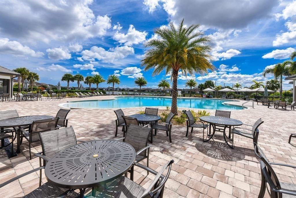 FIELDS AT GULFSTREAM POLO - Residential Lease