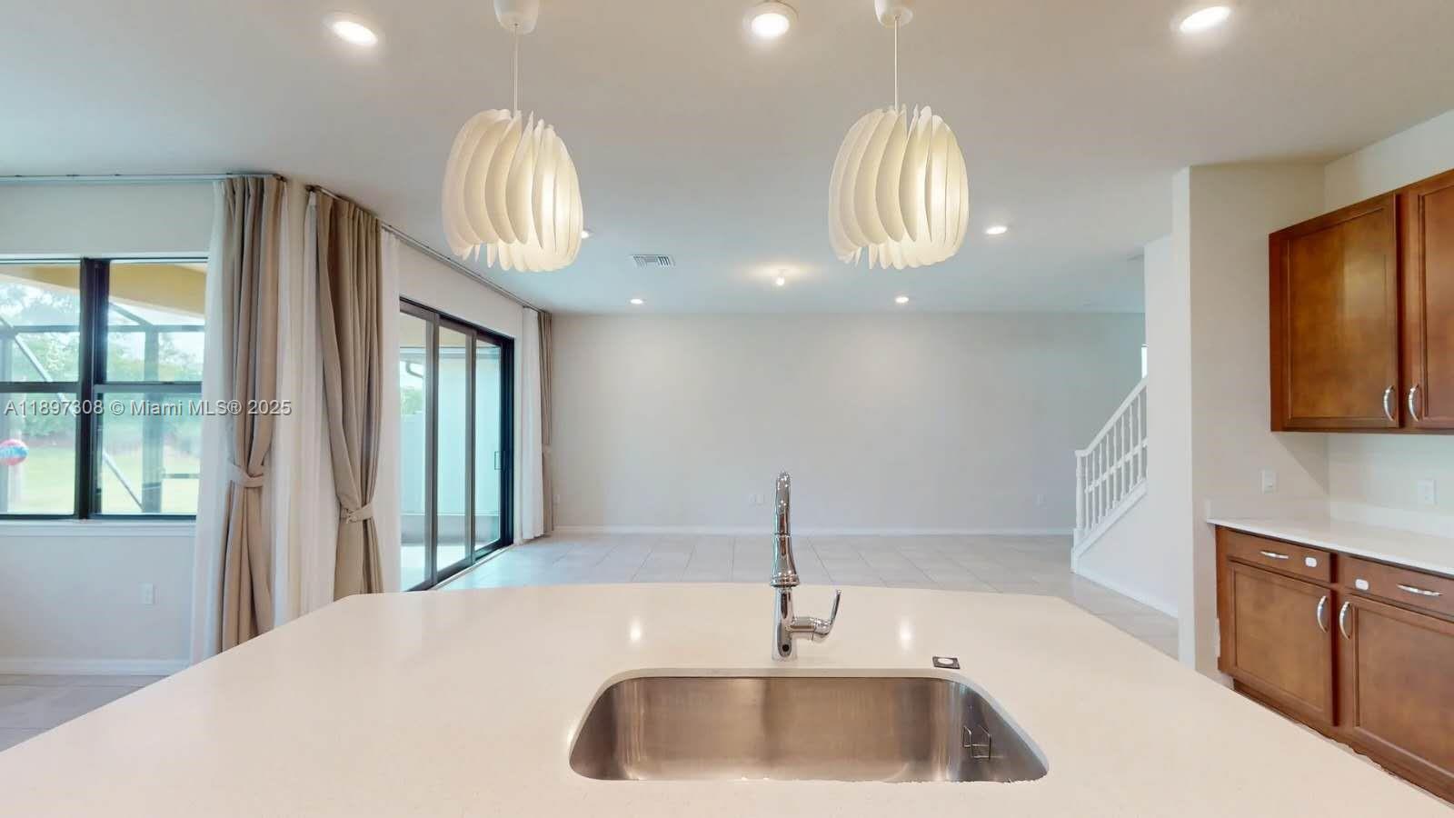 FIELDS AT GULFSTREAM POLO - Residential Lease