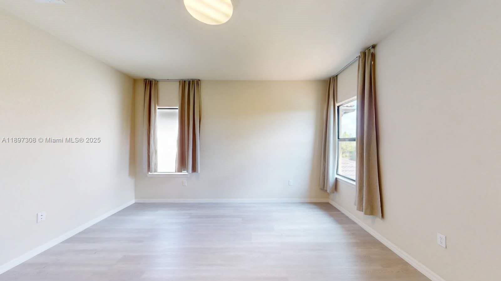 FIELDS AT GULFSTREAM POLO - Residential Lease