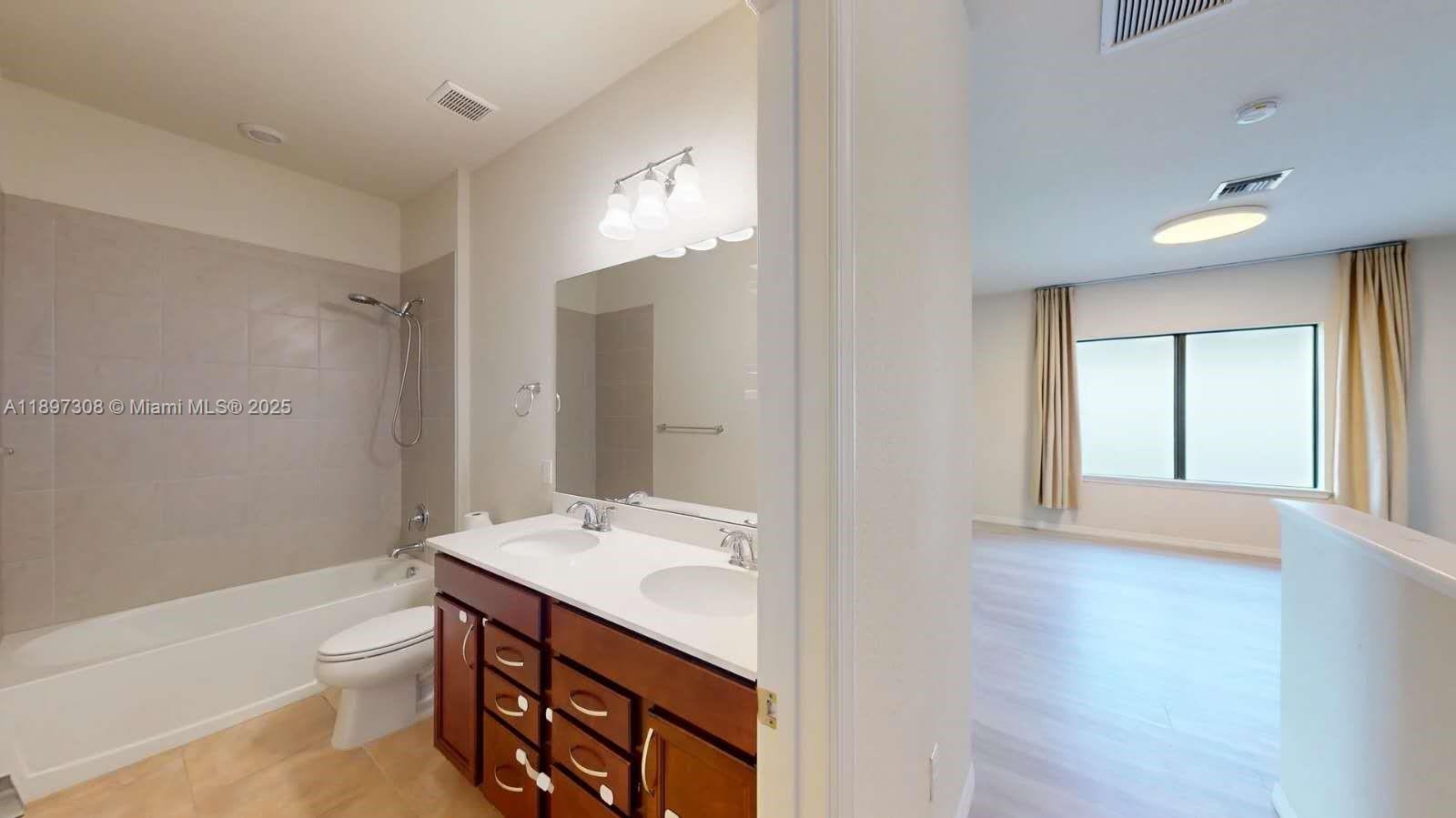 FIELDS AT GULFSTREAM POLO - Residential Lease