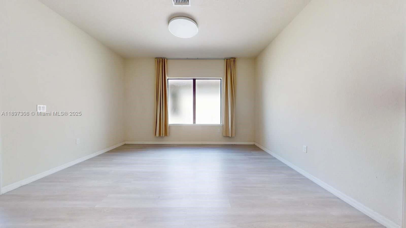 FIELDS AT GULFSTREAM POLO - Residential Lease