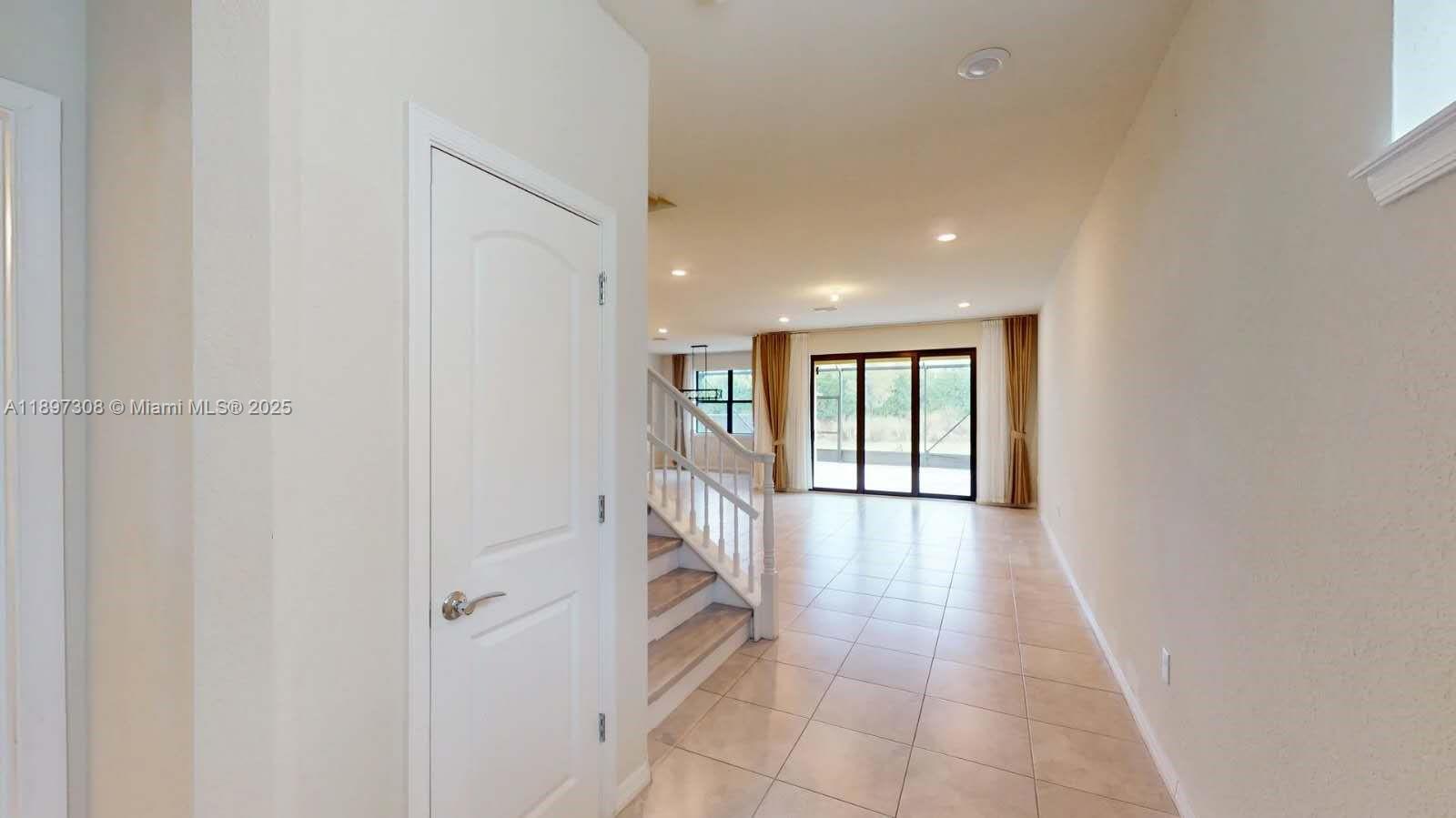 FIELDS AT GULFSTREAM POLO - Residential Lease