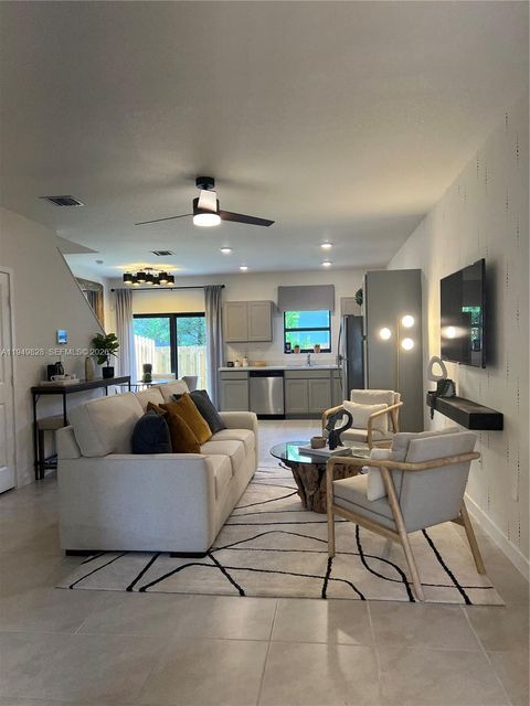 417 NE 1st Dr Florida City FL 33034