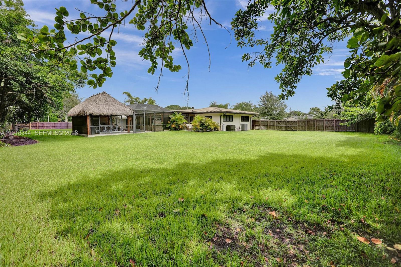 20 55 40 .87 AC W223.09FT - Residential