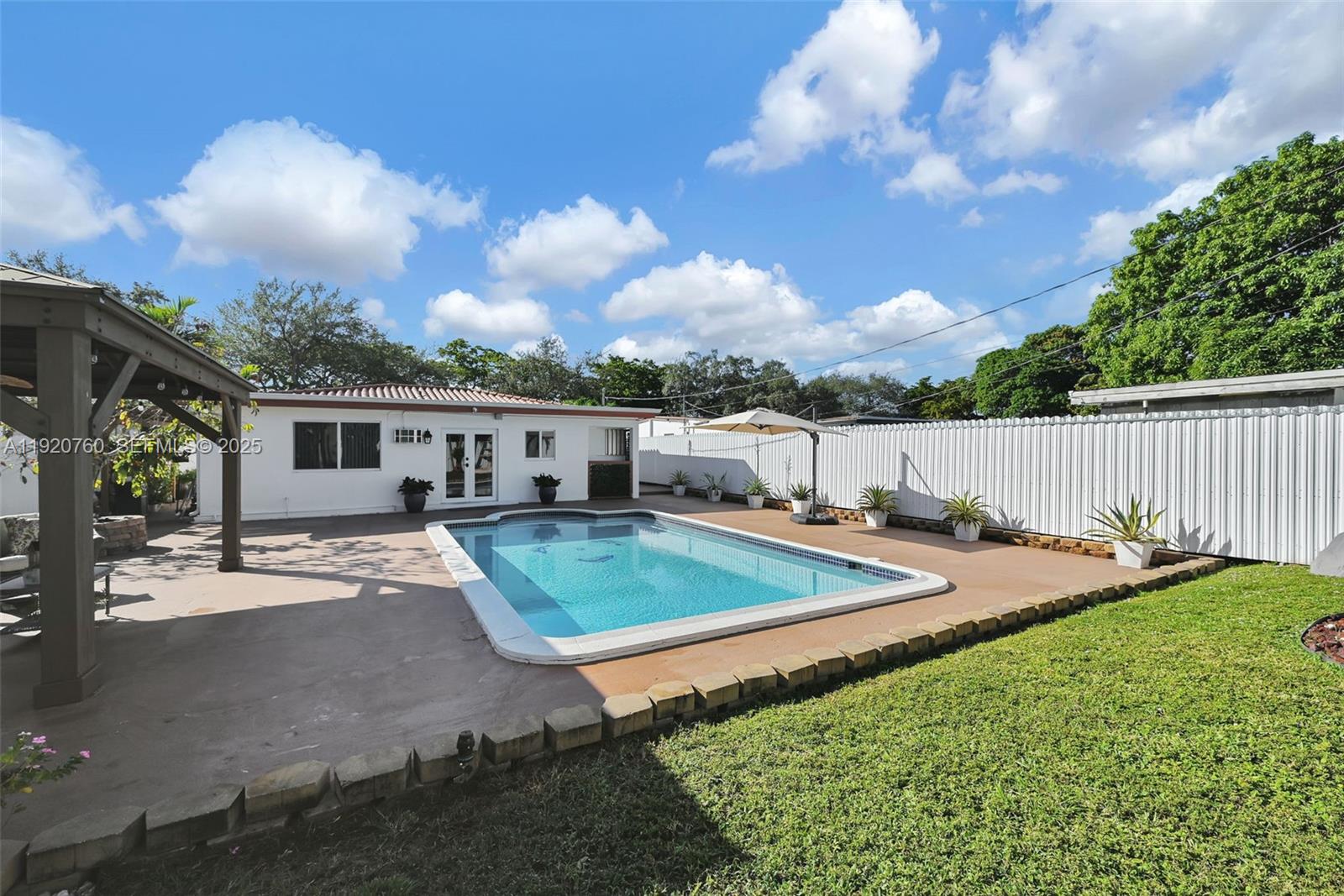 SUNKIST GROVE - Residential