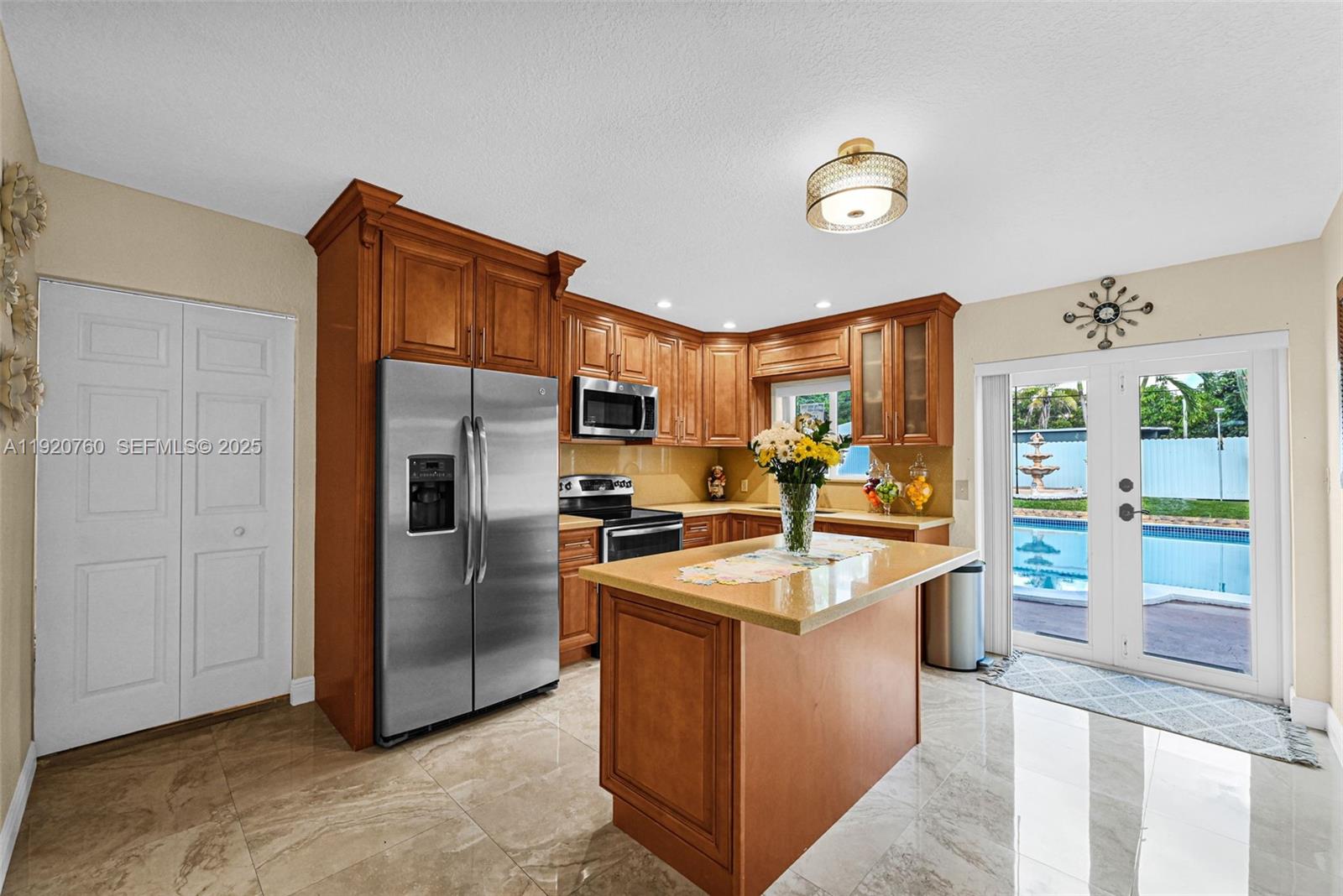 SUNKIST GROVE - Residential