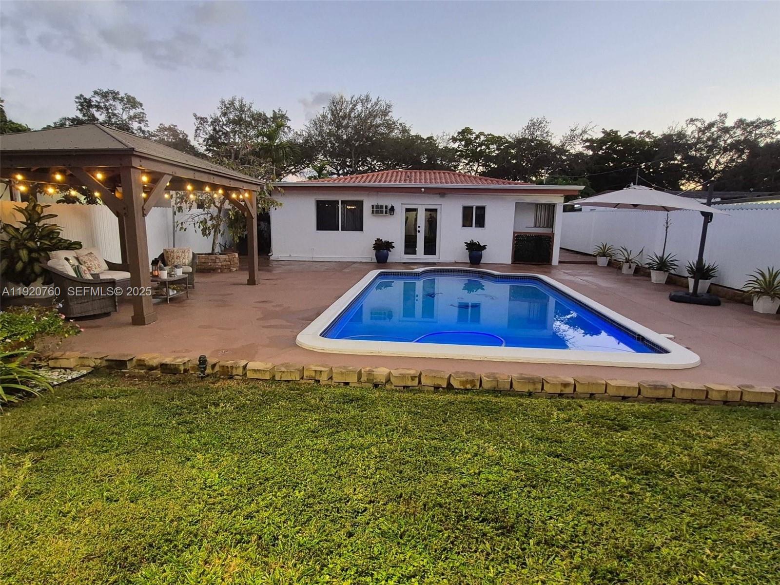 SUNKIST GROVE - Residential