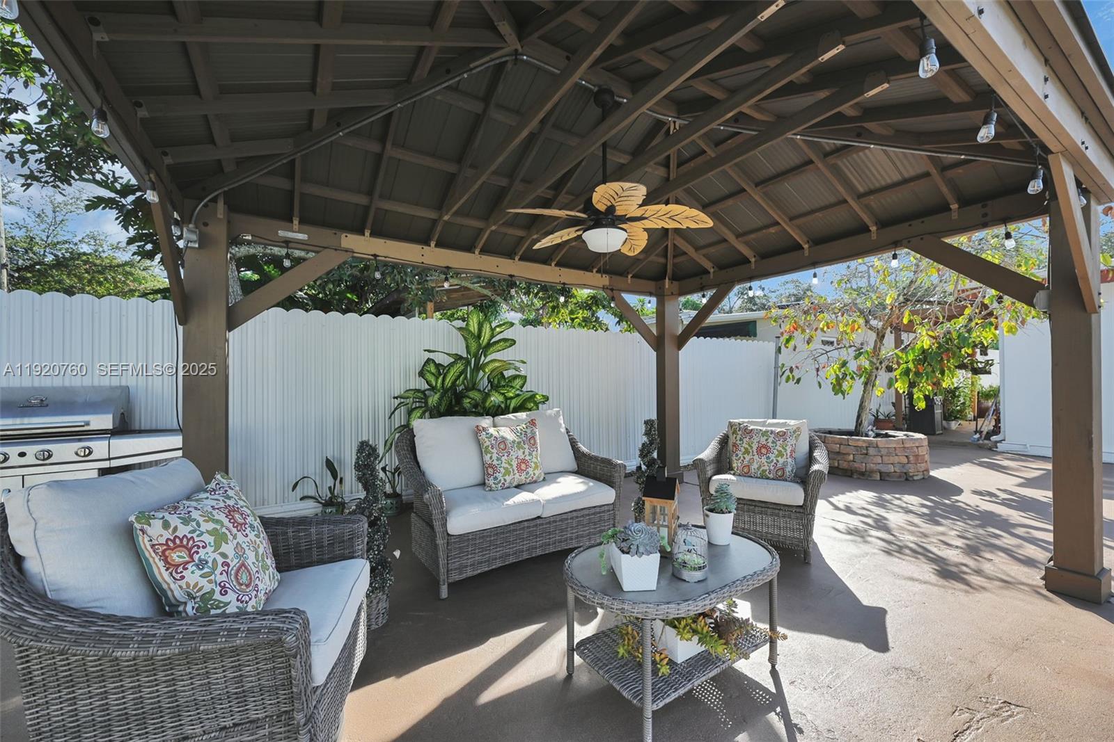 SUNKIST GROVE - Residential