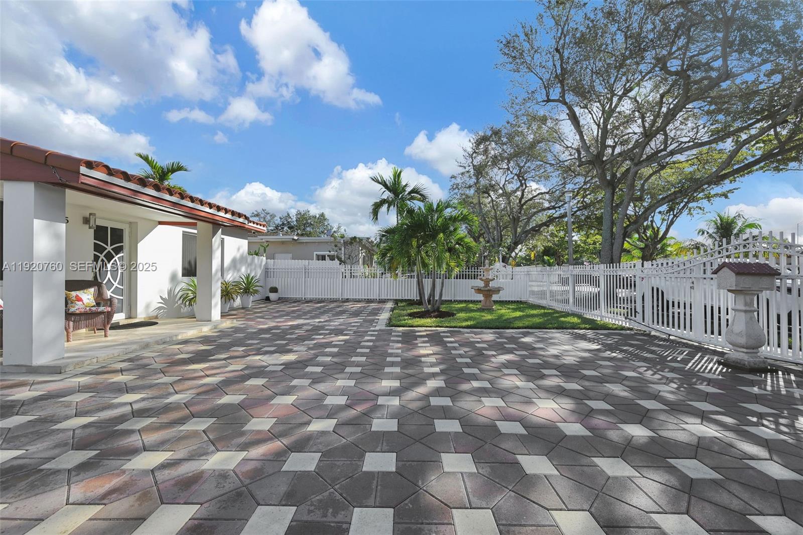 SUNKIST GROVE - Residential