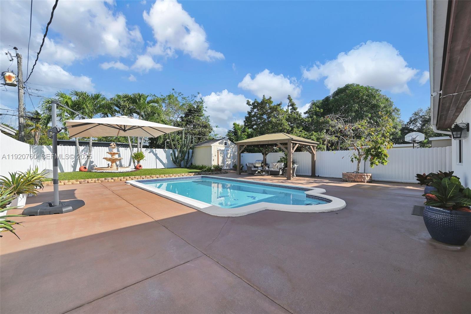 SUNKIST GROVE - Residential