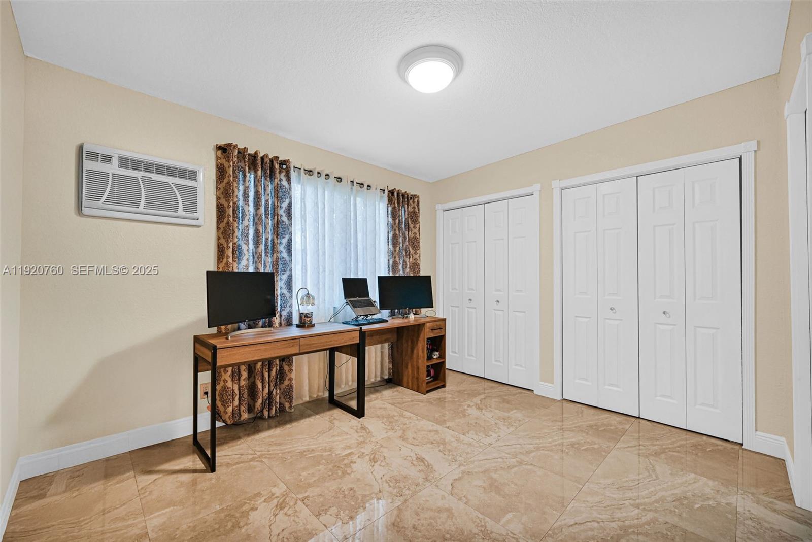 SUNKIST GROVE - Residential