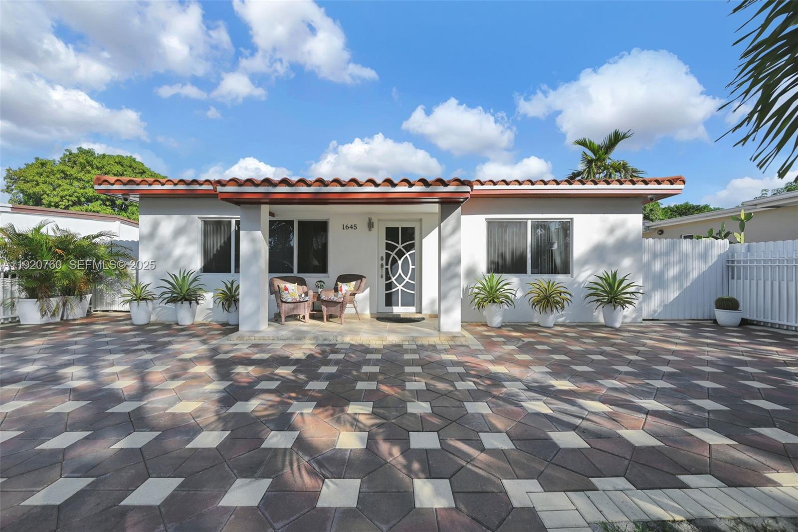 SUNKIST GROVE - Residential