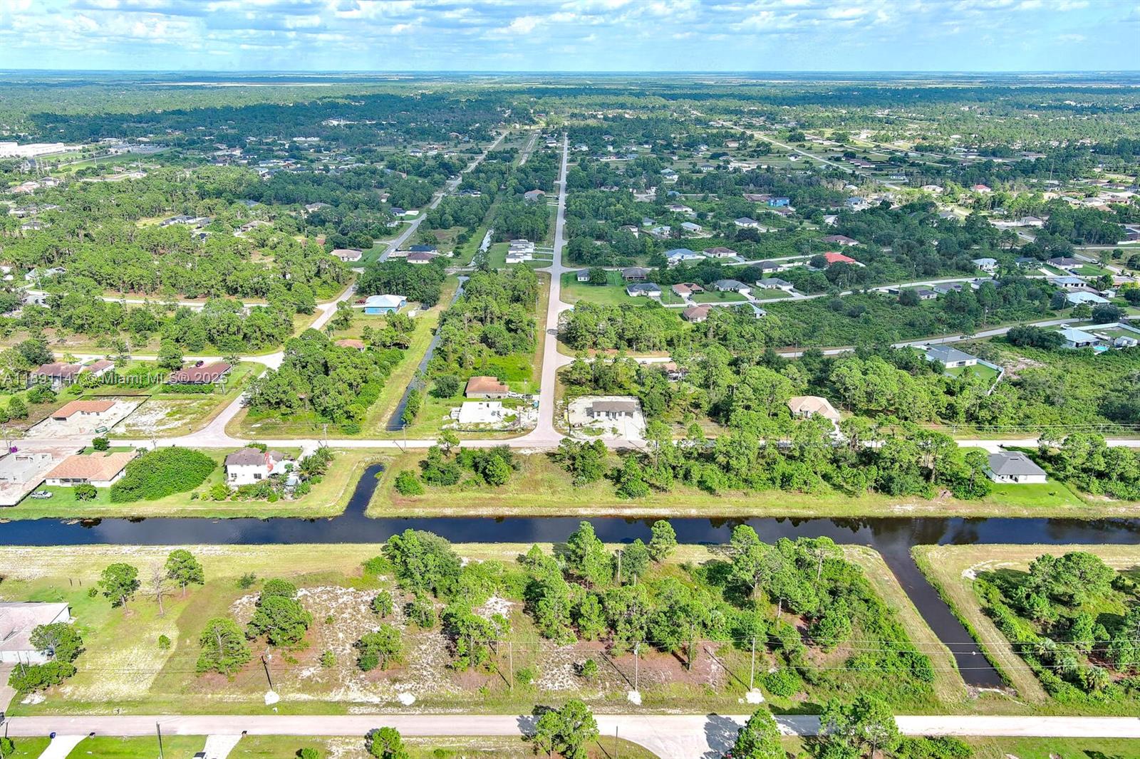 LEHIGH ACRES - Land