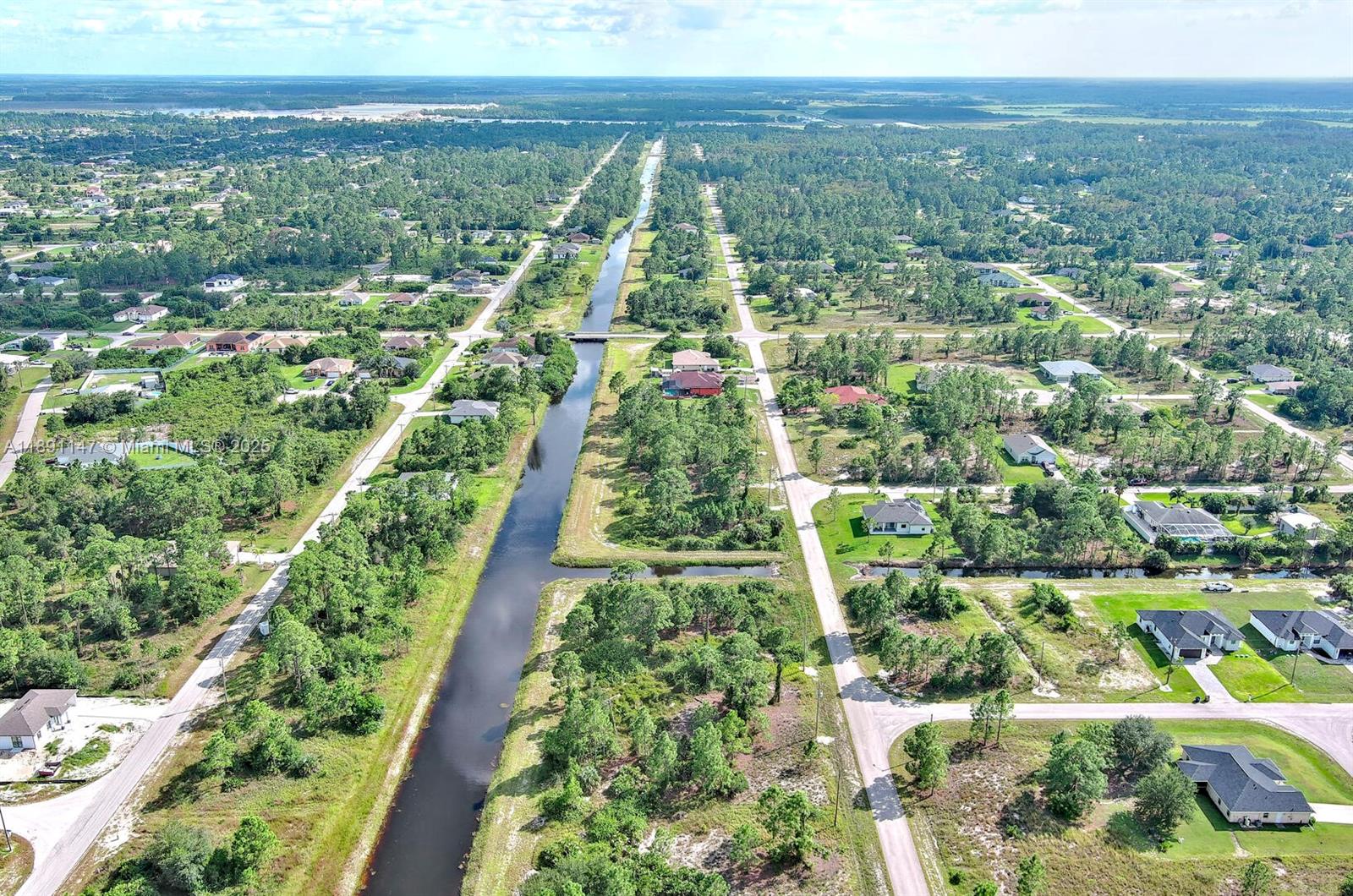 LEHIGH ACRES - Land