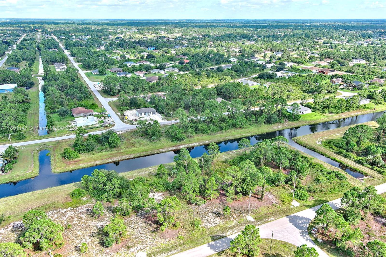 LEHIGH ACRES - Land