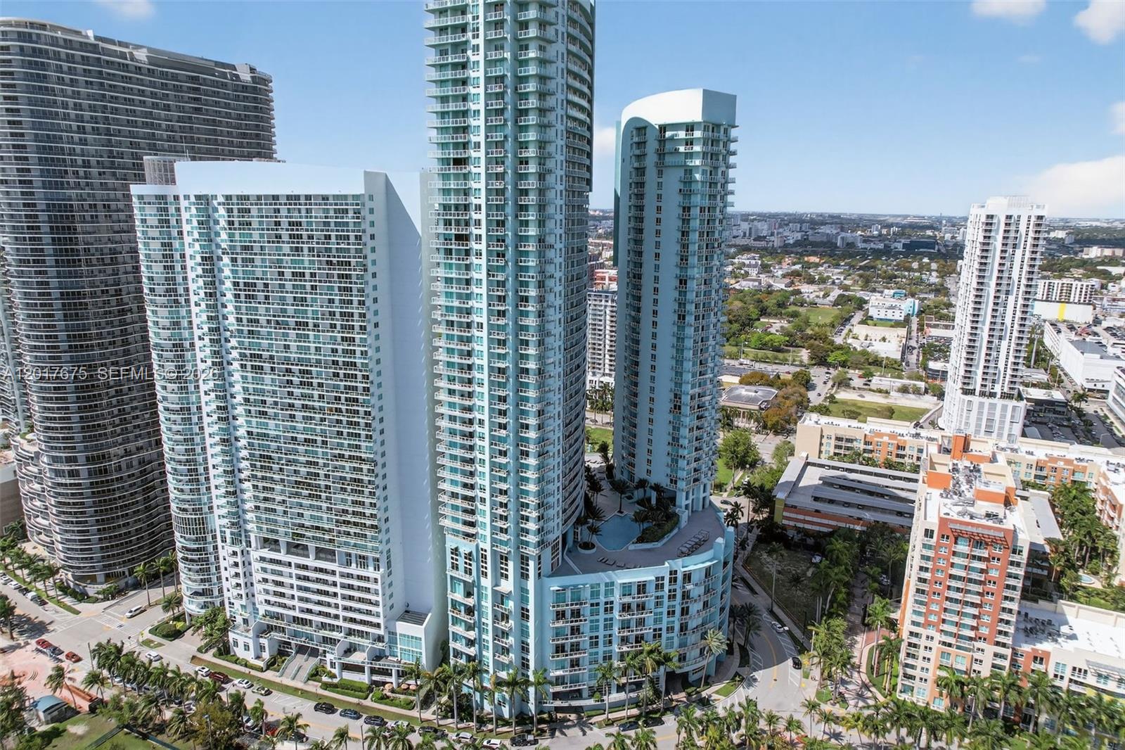 QUANTUM ON THE BAY CONDO - Residential