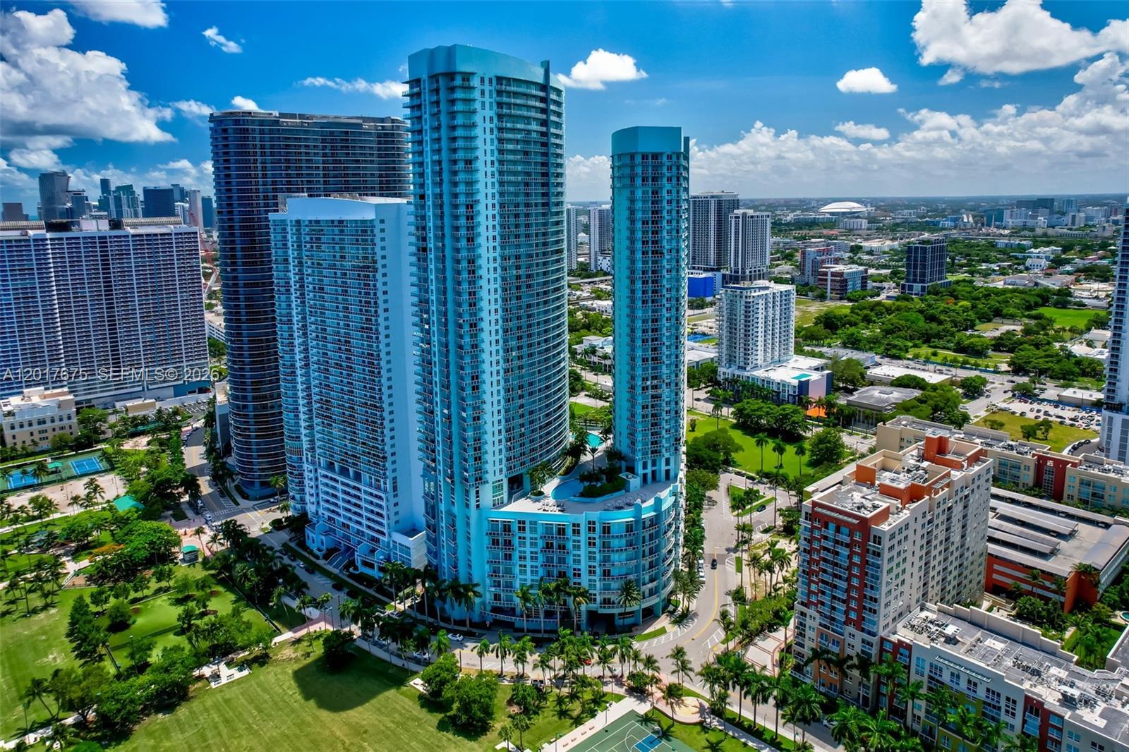 QUANTUM ON THE BAY CONDO - Residential
