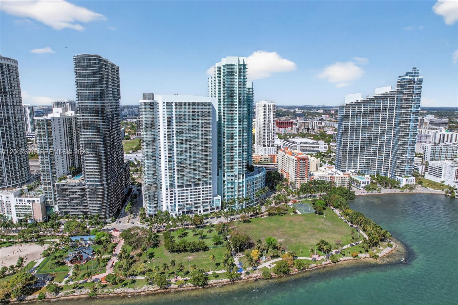 QUANTUM ON THE BAY CONDO - Residential