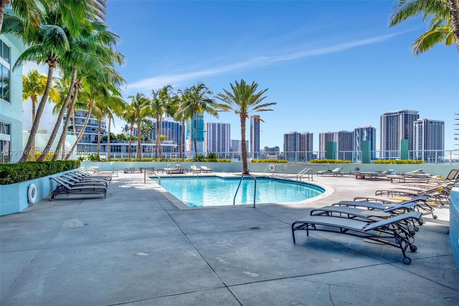 QUANTUM ON THE BAY CONDO - Residential