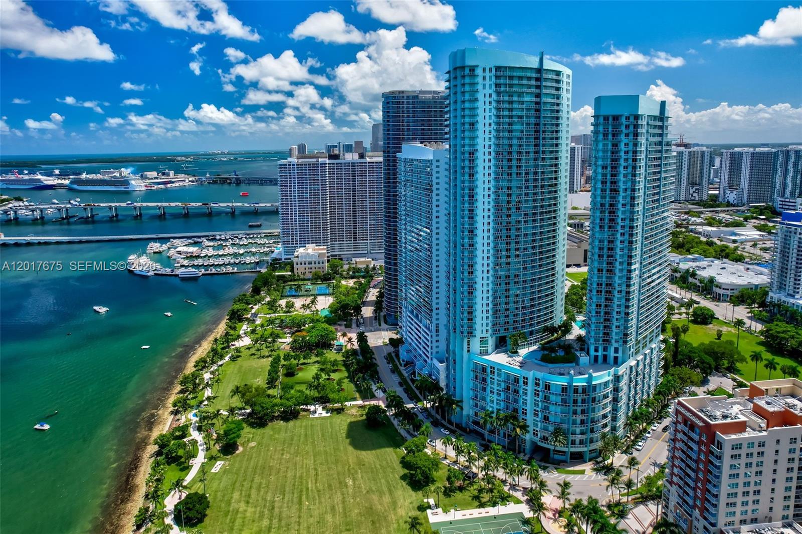 QUANTUM ON THE BAY CONDO - Residential