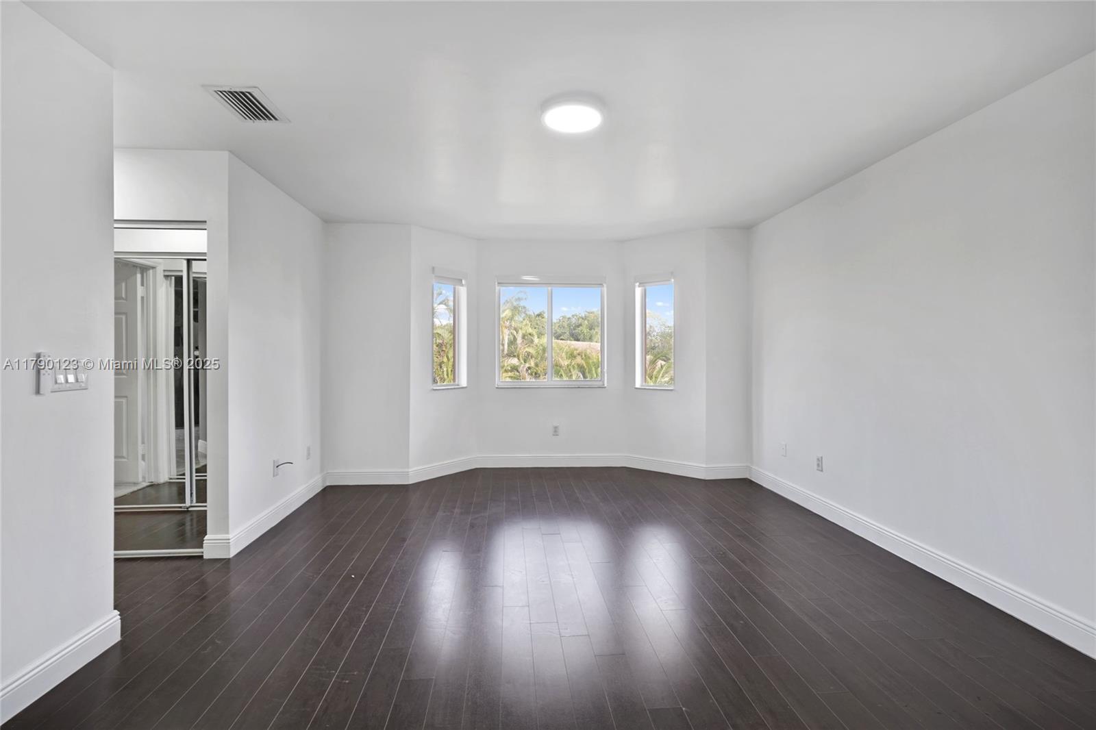 GROVE COMMERCIAL CENTER - Residential