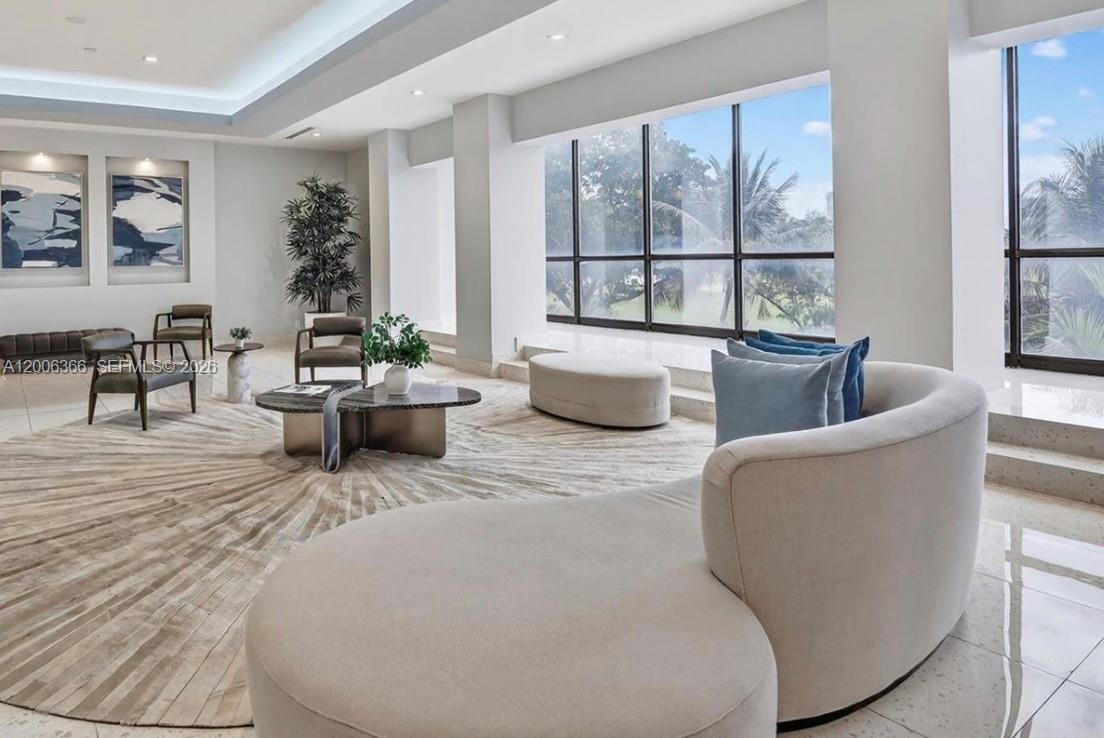 CORONADO CONDO- TOWER II - Residential