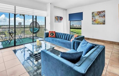 Tiny photo for Aventura, FL 33180 (MLS # A12006366)