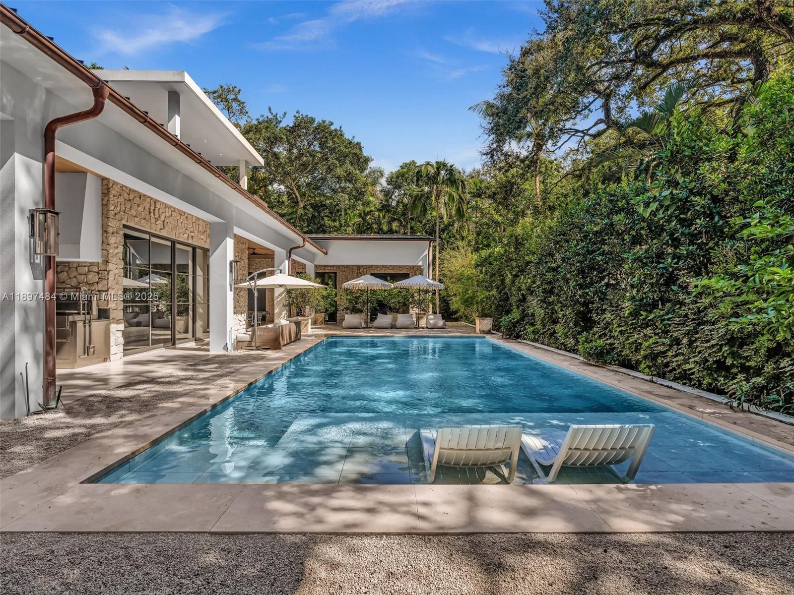 BISCAYNE PARK TERR - Residential