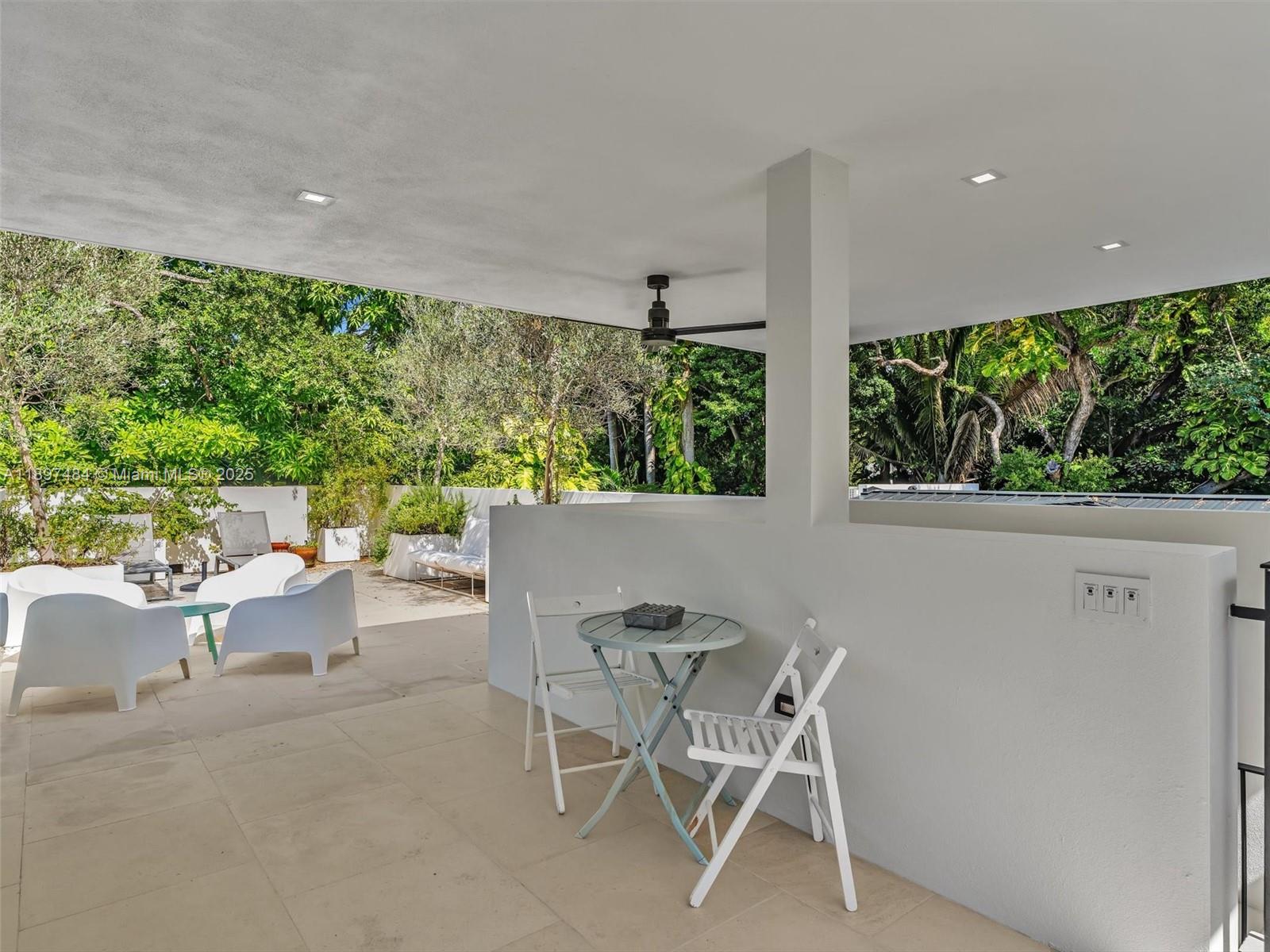 BISCAYNE PARK TERR - Residential