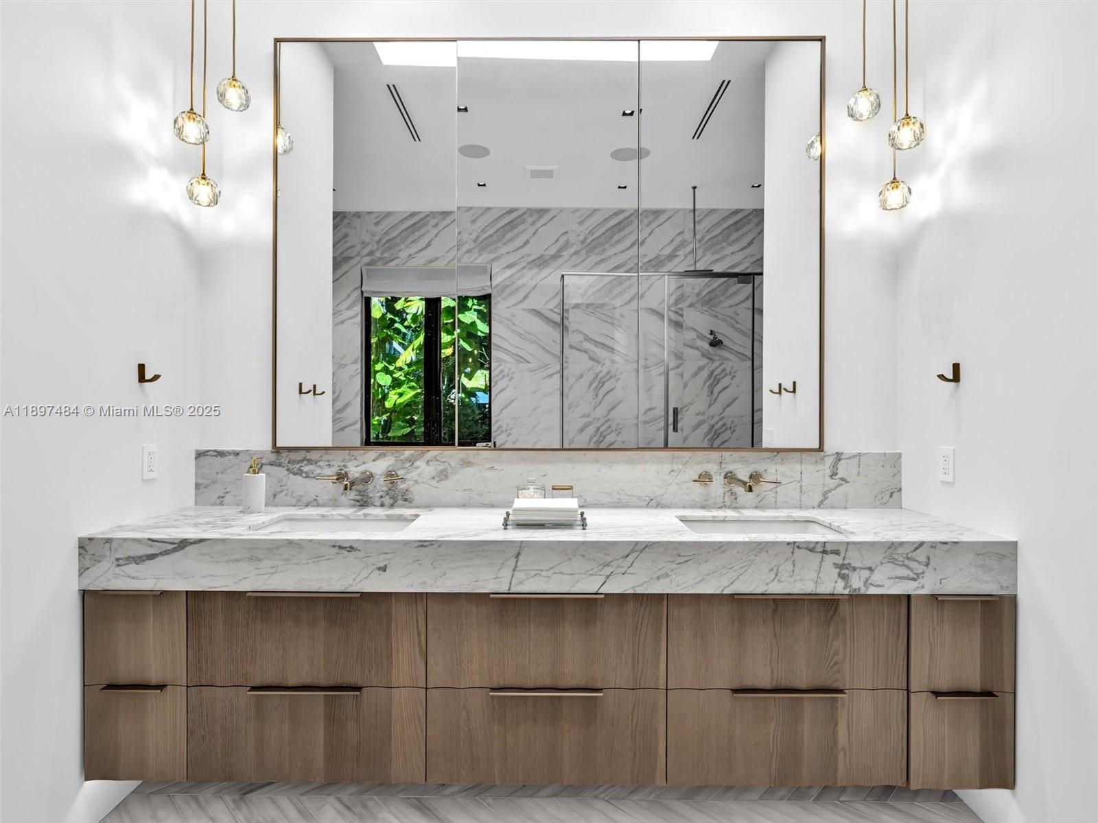 BISCAYNE PARK TERR - Residential