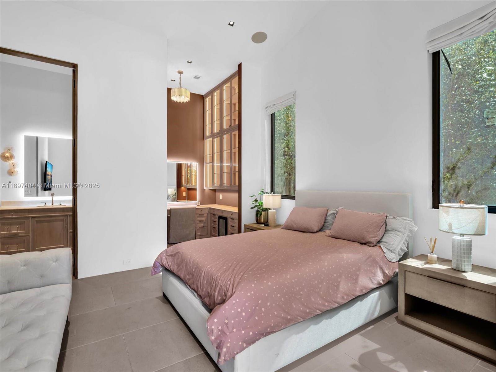 BISCAYNE PARK TERR - Residential