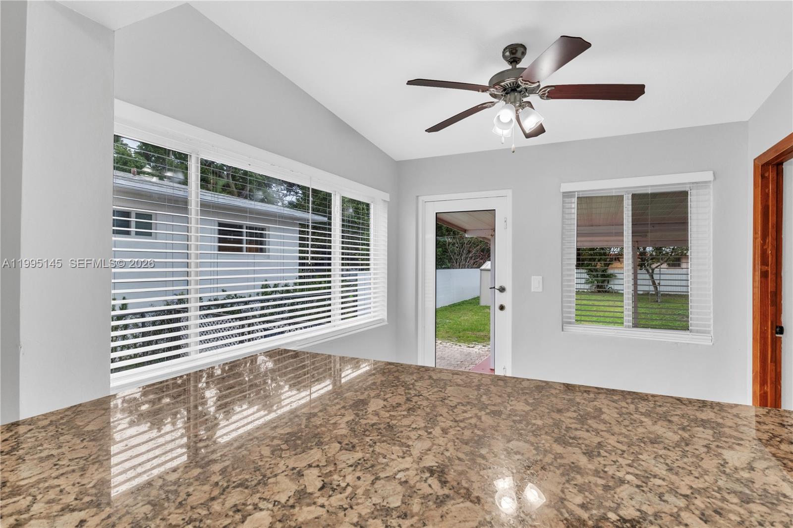 NARANJA NOOK - Residential Lease