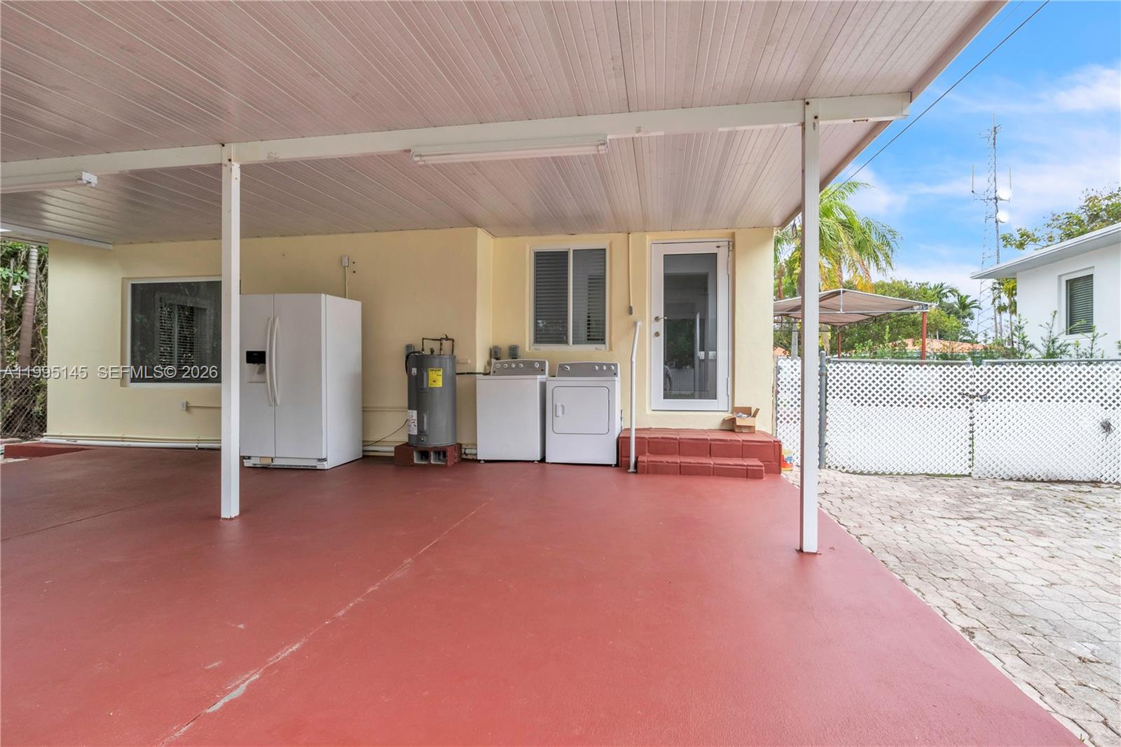 NARANJA NOOK - Residential Lease