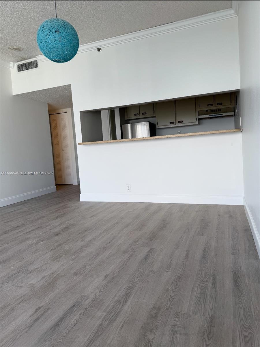 7601 E Treasure Dr PH112